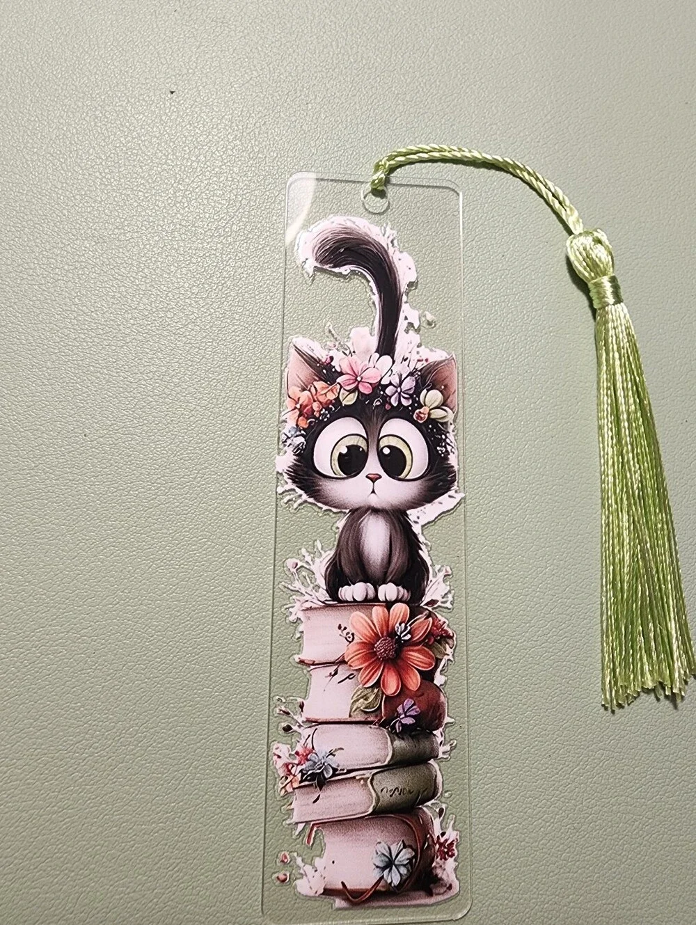 Cute Cat Floral Bookmark - Green Tassel